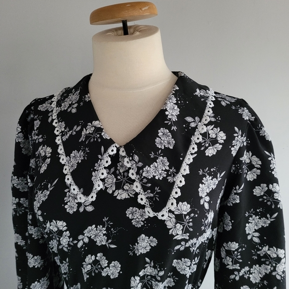 Suzy Shier floral dress Size S/M - Picture 4 of 6